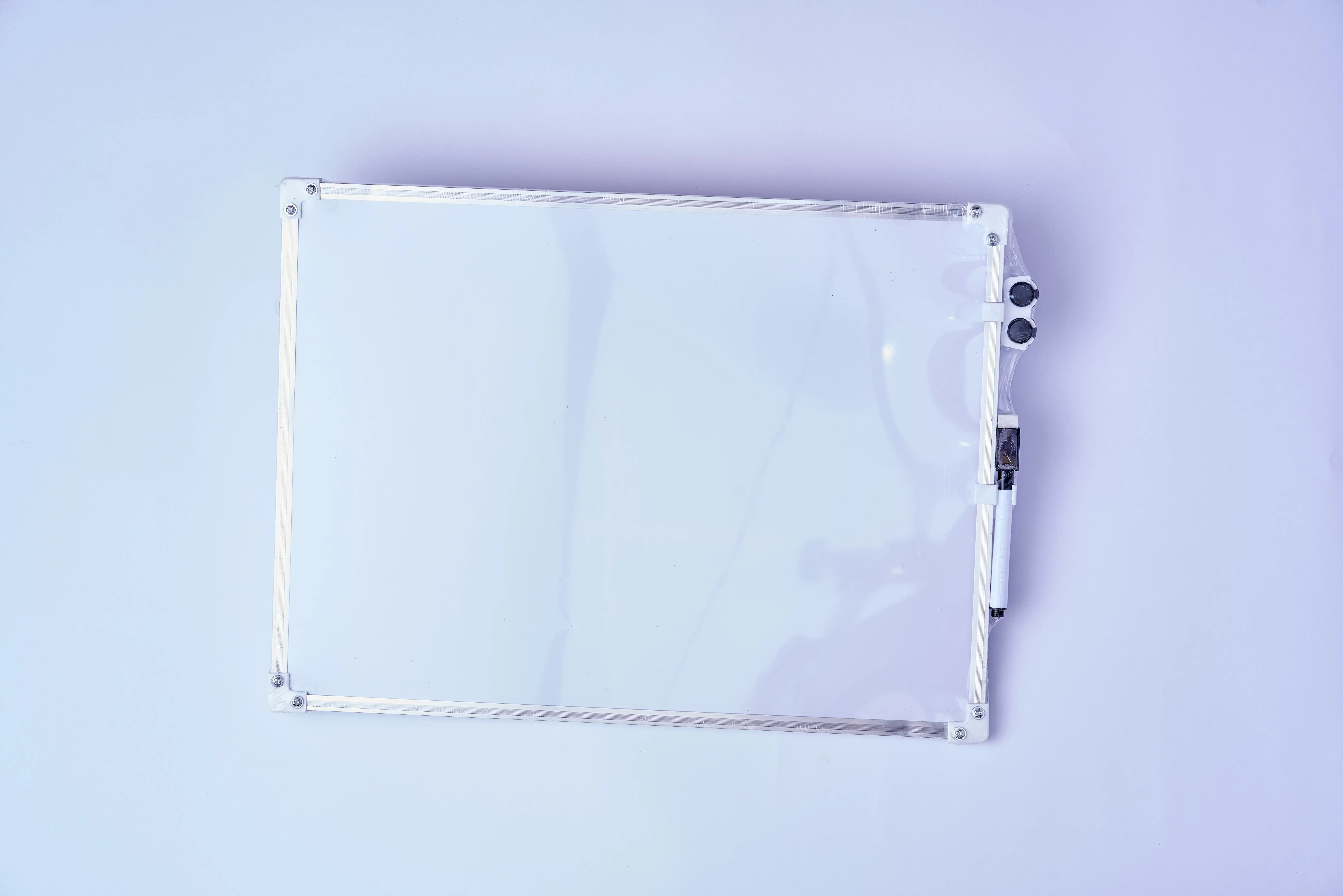 سبورة مقاس 25*35 كود =WB25*35